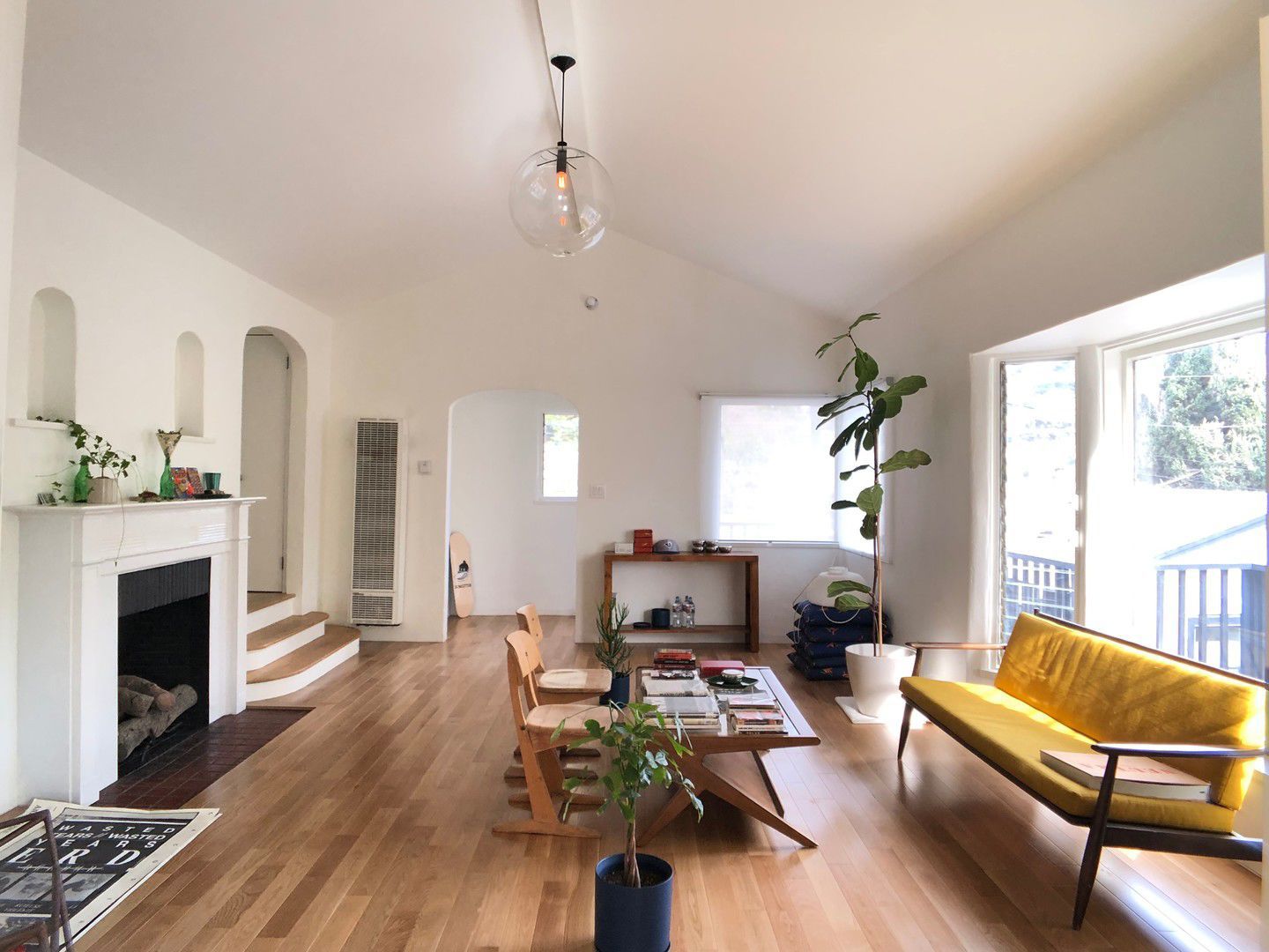 FIgure 8 AirBnb top photo